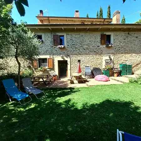 Montegiovi Casa de Férias *